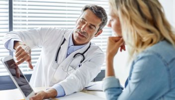 LMS for Healthcare Organizations Clinical Competency and Accreditation Guide